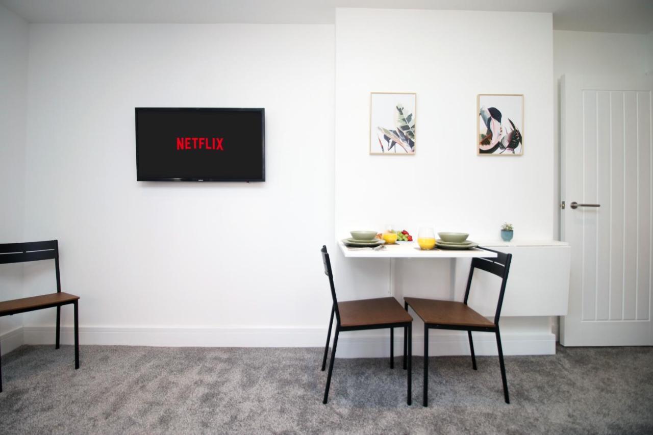 No 49 City Apartments, Perfect For Business And Leisure Stays, 10 Min Drive Into City Centre, Easy Access To Local Transport, 1Br And 2Br Available, Free Parking Кардиф Екстериор снимка